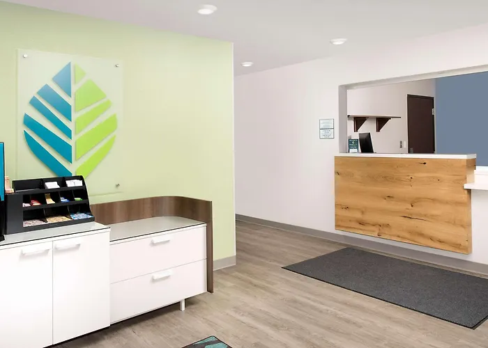 Woodspring Chicago Hotel Tinley Park