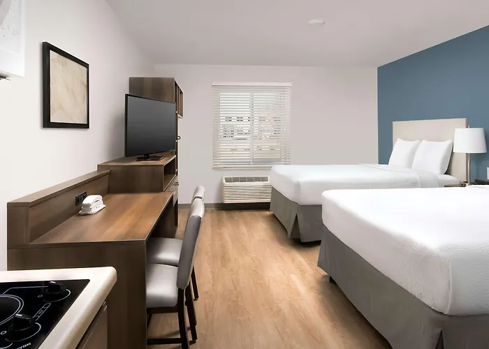 Woodspring Chicago Hotel Tinley Park