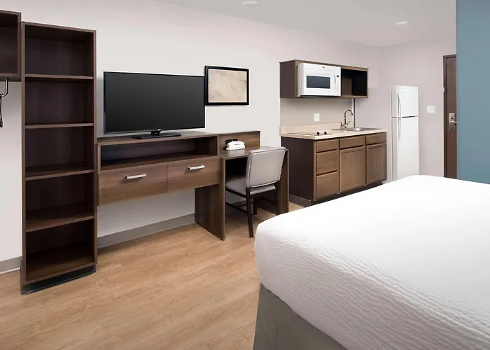 Woodspring Chicago Tinley Park