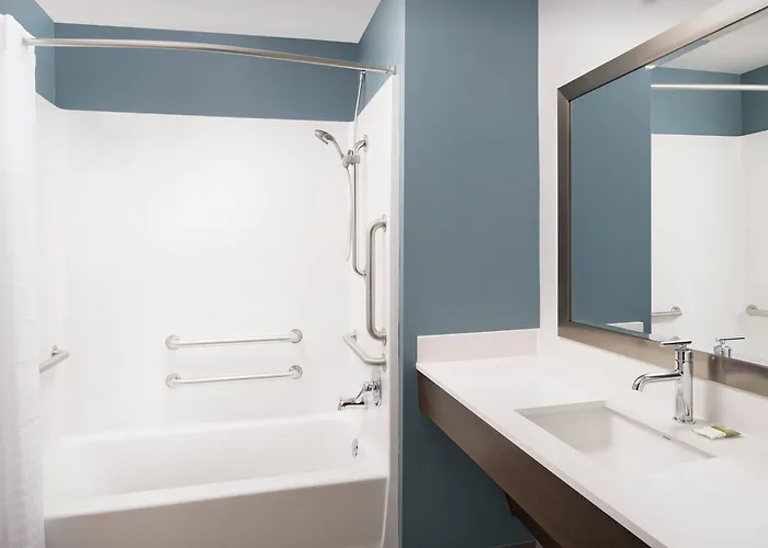 Woodspring Chicago 4*