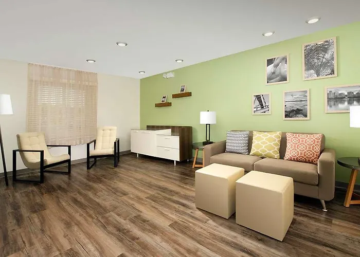 Woodspring Chicago Tinley Park