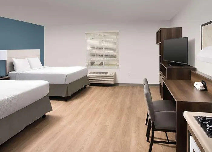 Woodspring Chicago Tinley Park